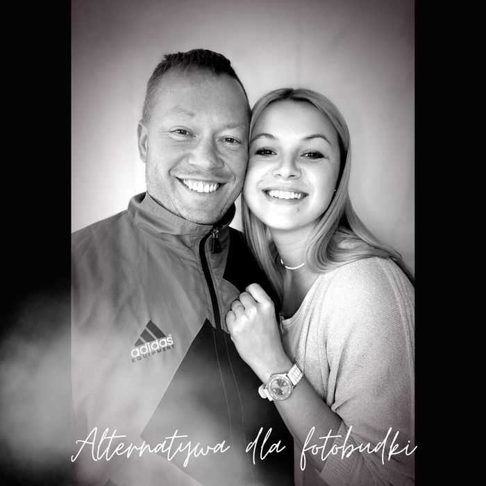 Magnesy lub portrety foto na żywo na twoim przyjęciu. Gratisy. lustr