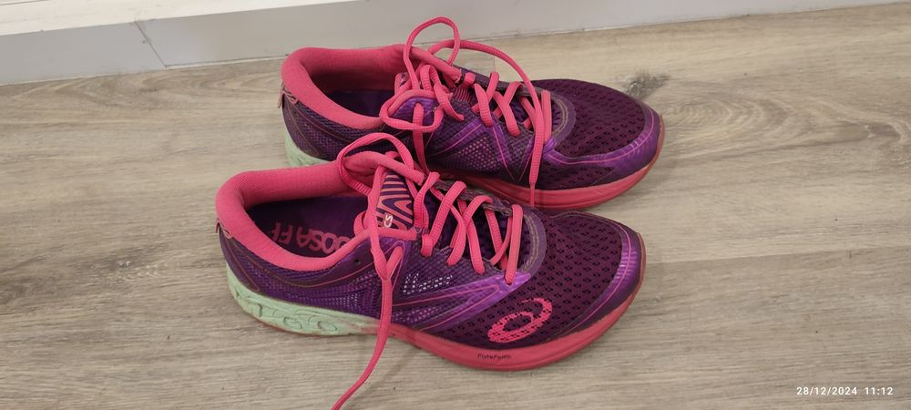 Tenis ASICS tamanho 39,5