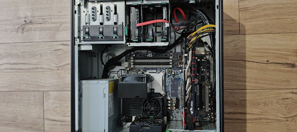 Komputer stacjonarny hp z420