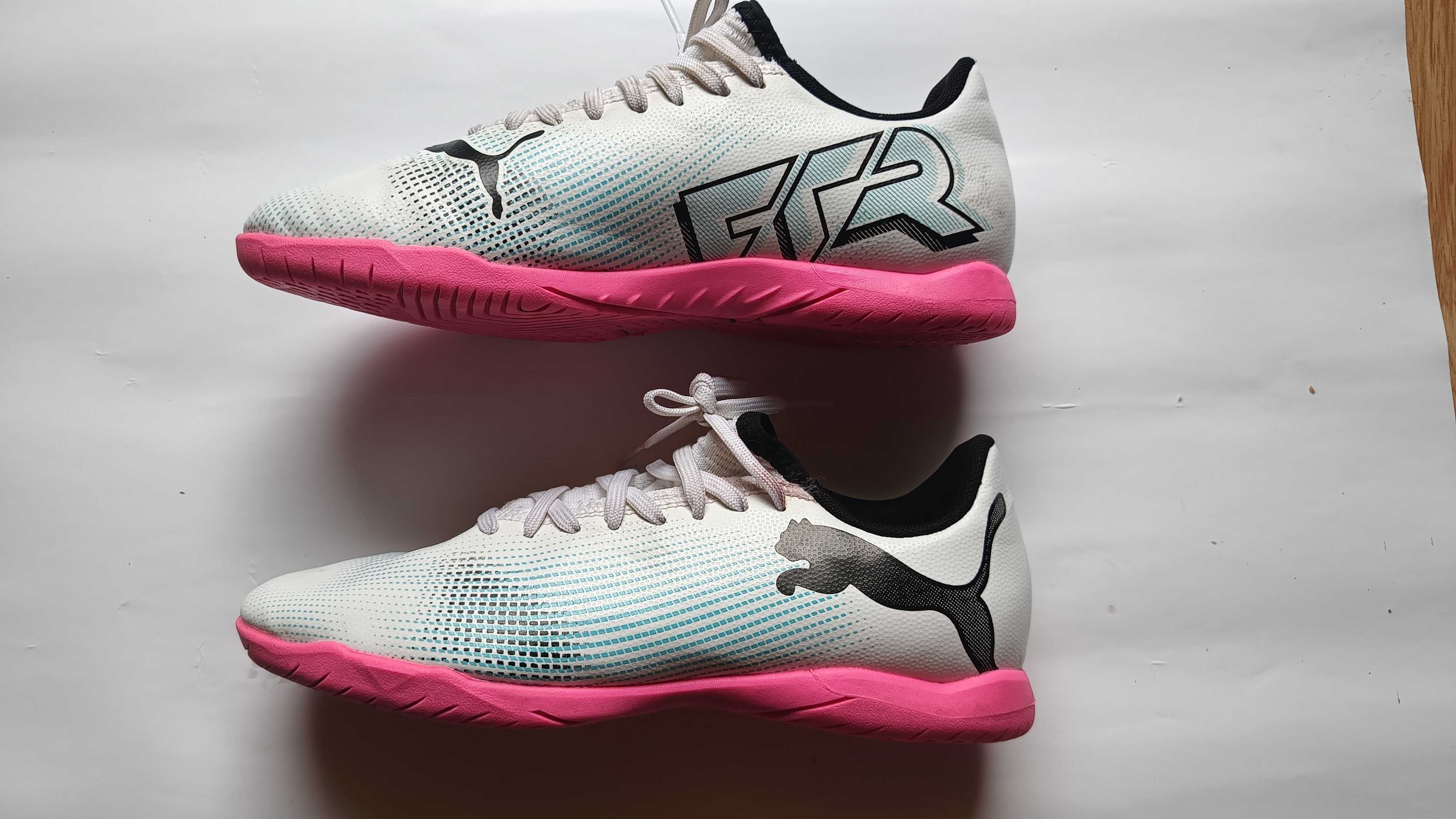Buty piłkarskie halówki Nike 36