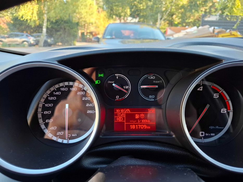 Alfa Romeo Giulietta 1.6, sprzedaż prywatna, niski przebieg