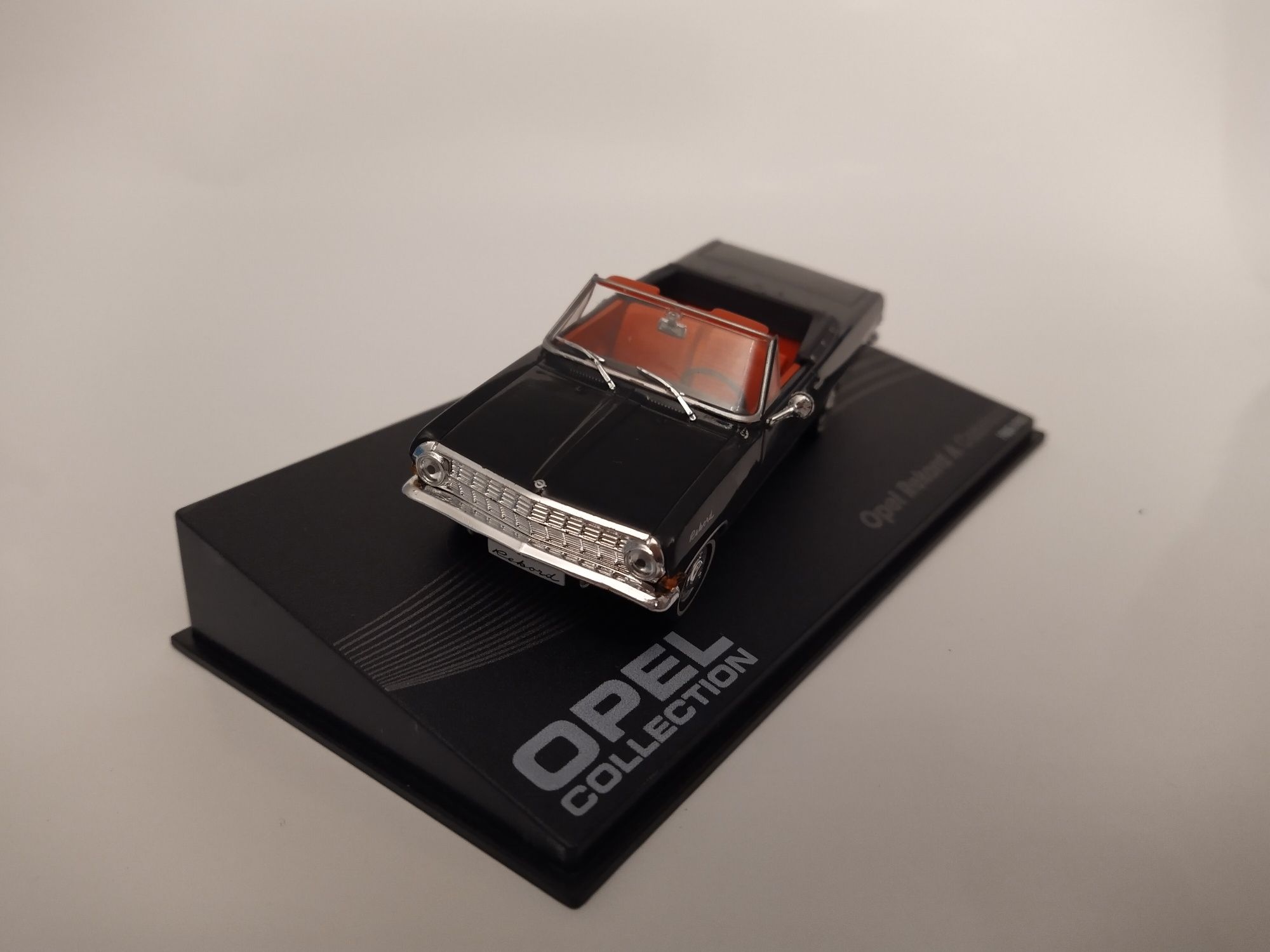 Opel Rekord A cabriolet opel collection Eaglemoss Altaya Skala 1:43