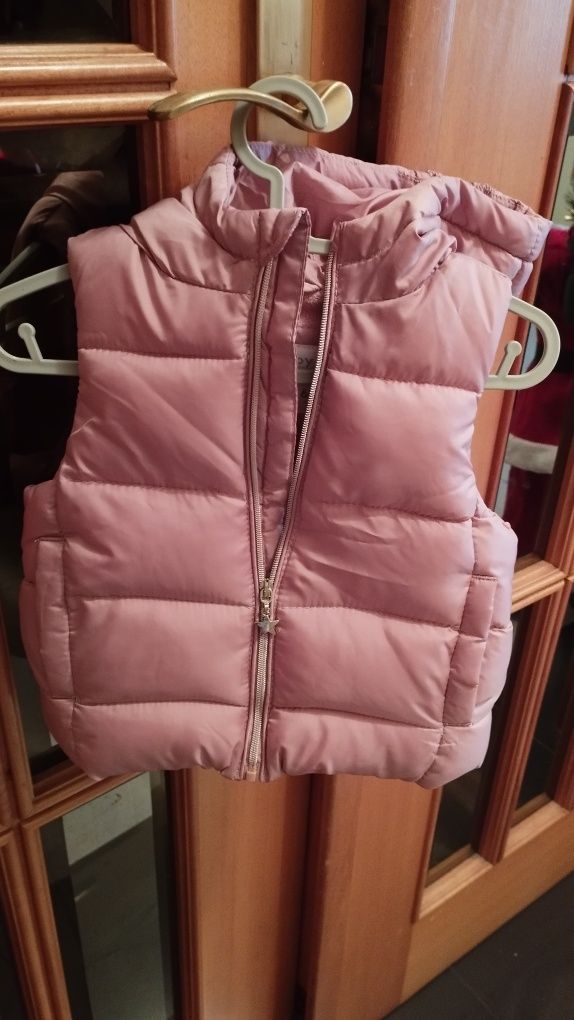 Colete novo com capuz 12/18 meses