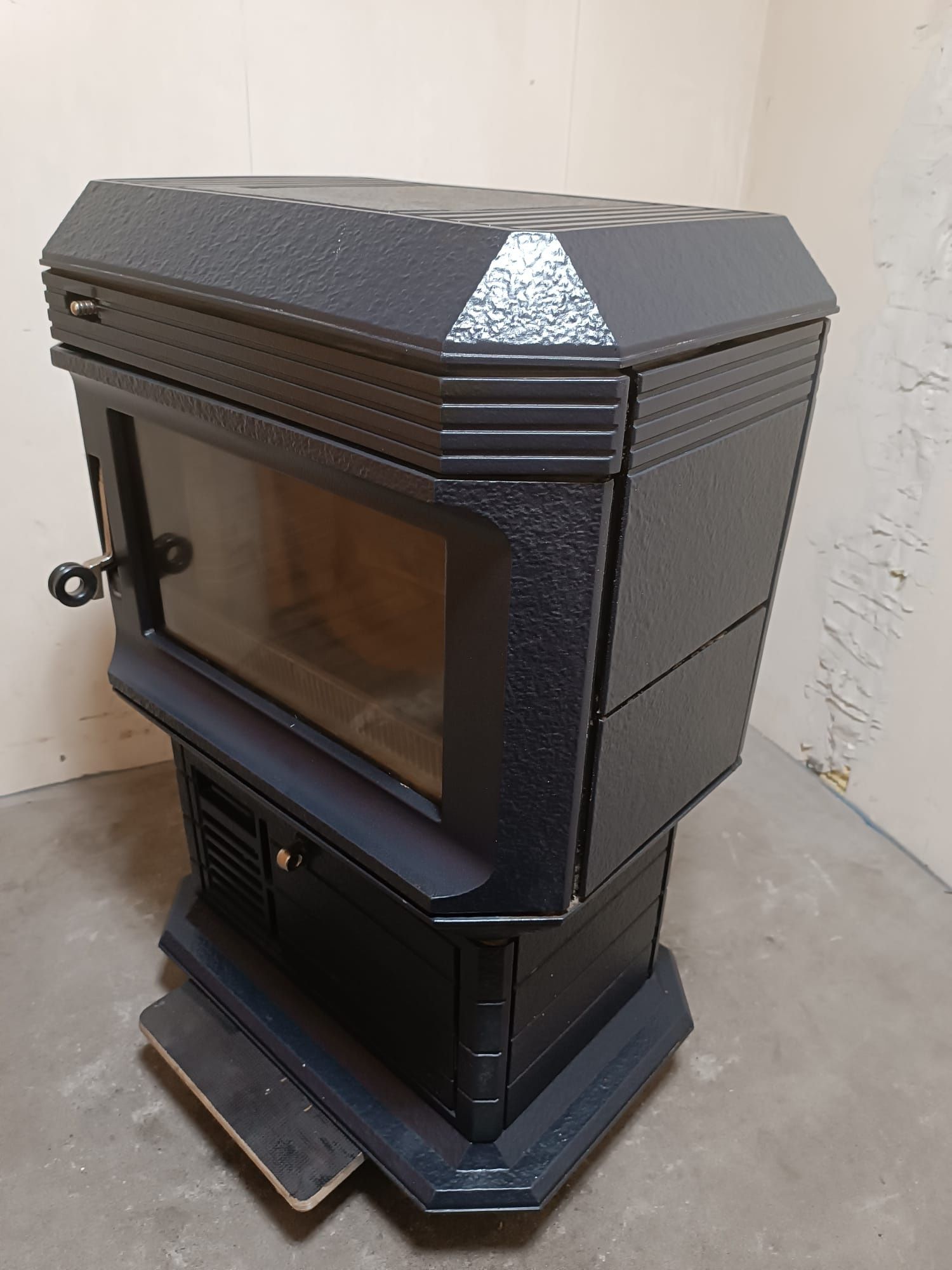 Jotul Betha kominek żeliwny koza piec