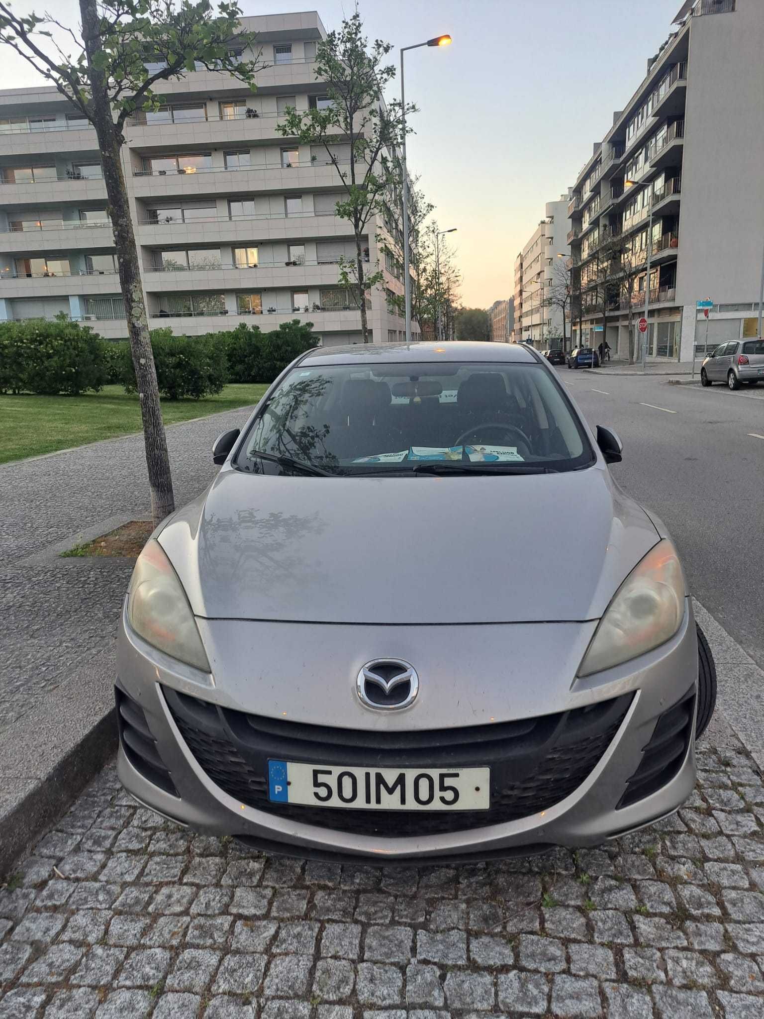 Mazda 3 1.6 MZ.CD CS Sport Plus | 110cv | 2009 | Cinza Metalizado