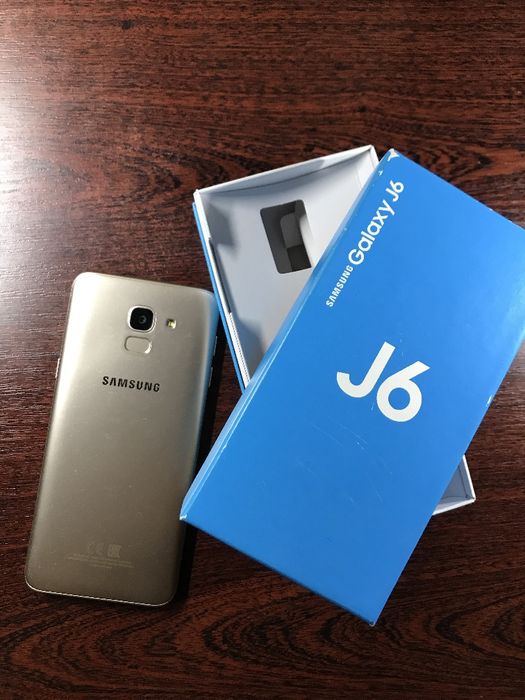 Samsung Galaxy J6 (2018) – 2/32 ГБ  2 SIM-карти