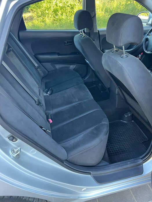 Продам власне авто Hyundai Elantra 2008 рік