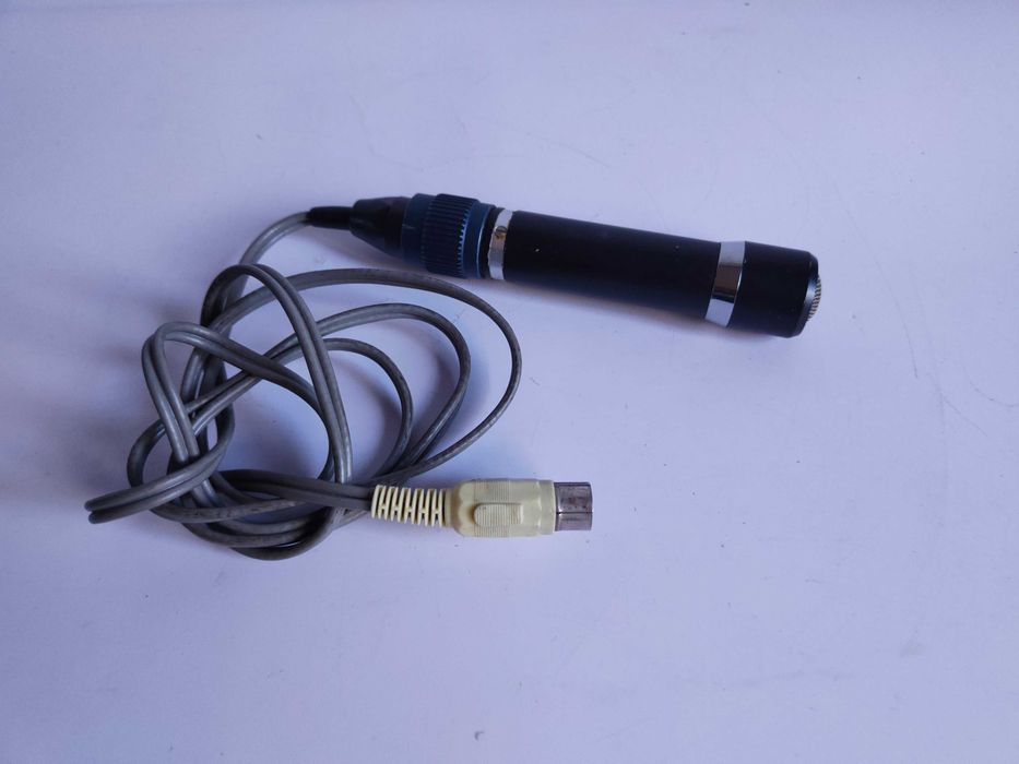 Mikrofon dynamiczny RFT Neumann Gefell DM 622