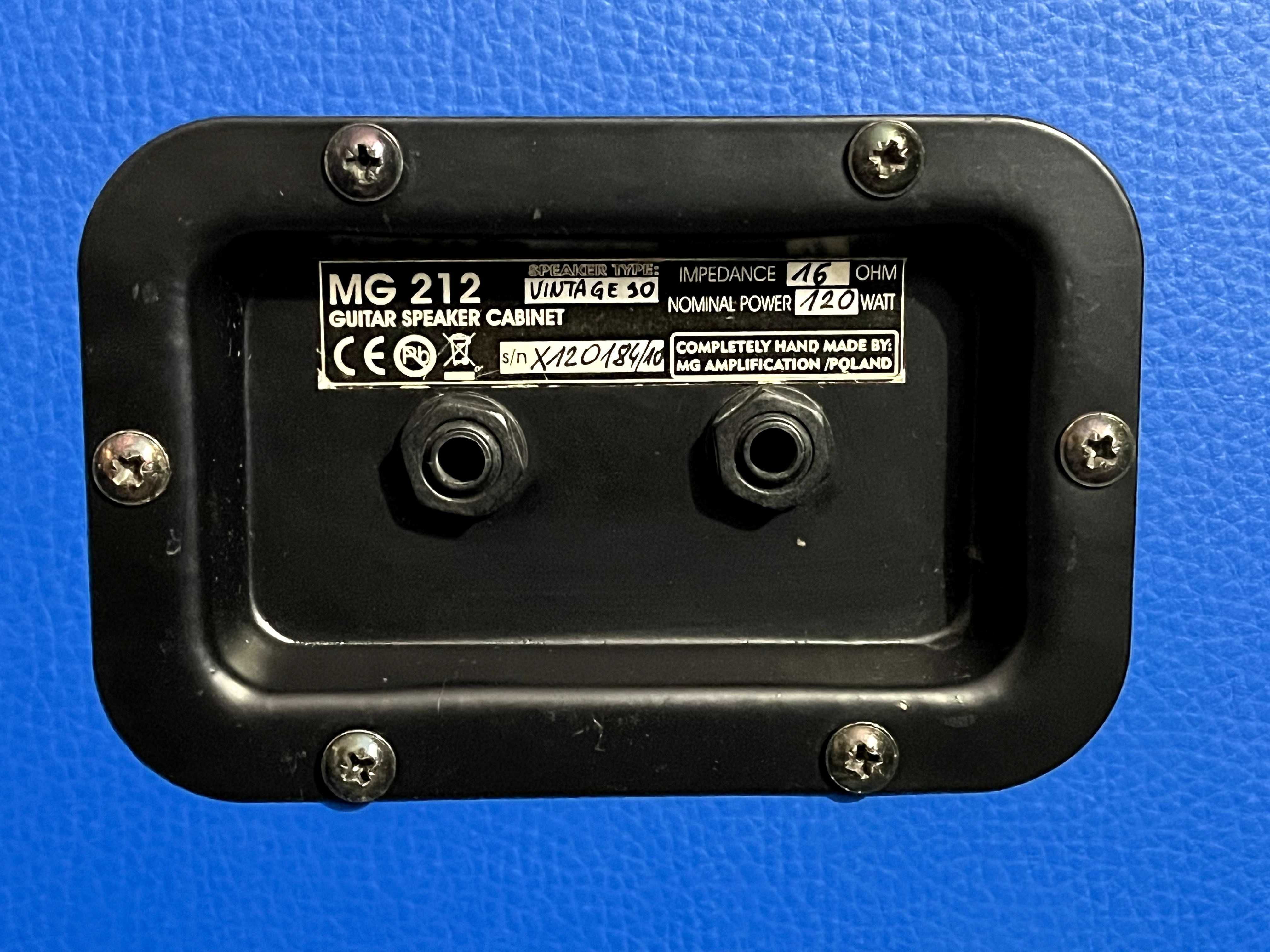 Wzmacniacz lampowy MG Firebird 20 + kolumna MG 212 Celestion V30