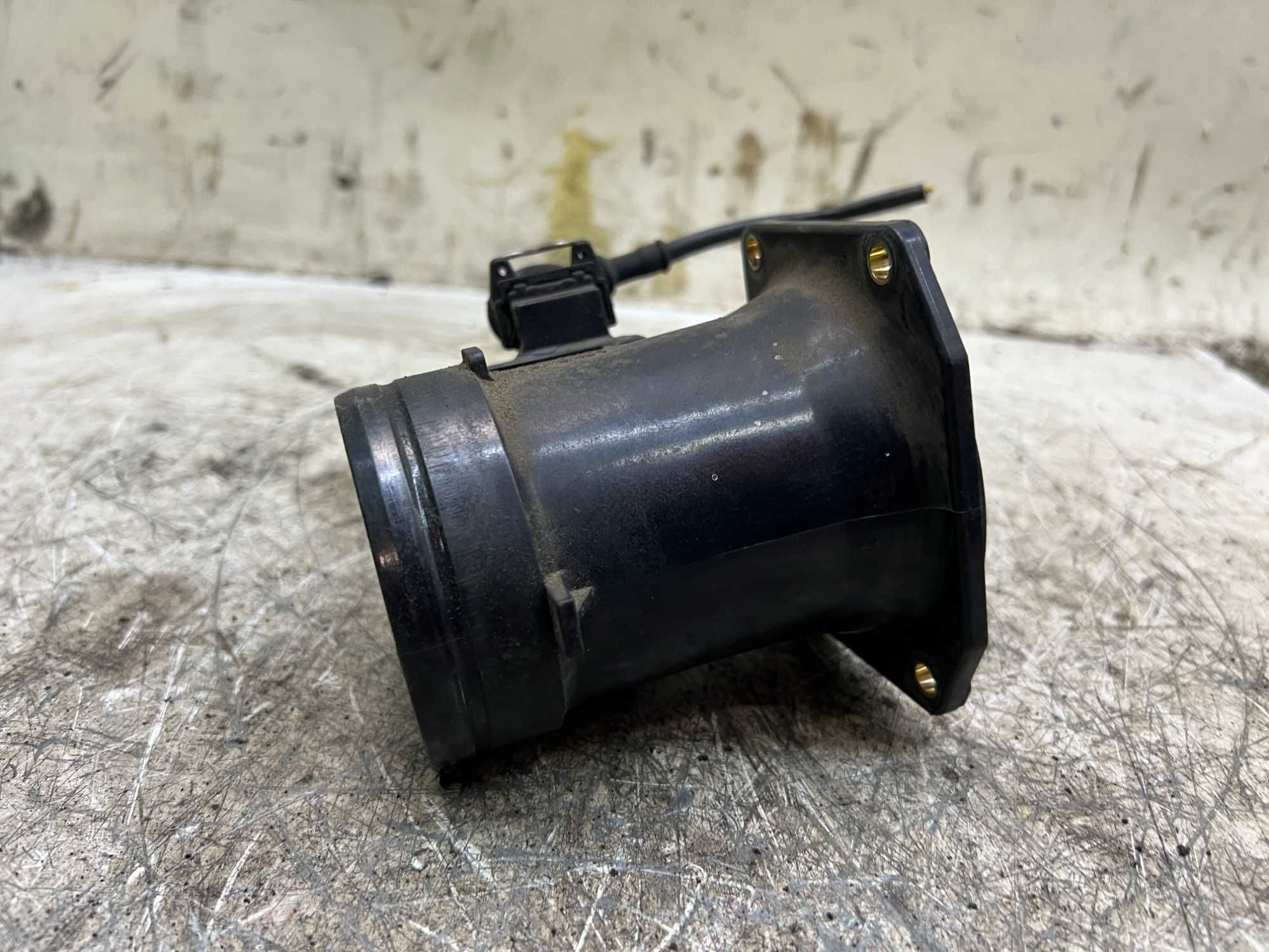 Audi A3 8L 1.8B A4 B5 1.6B 1.8T Vw Passat B5 Przepływomierz Powietrza