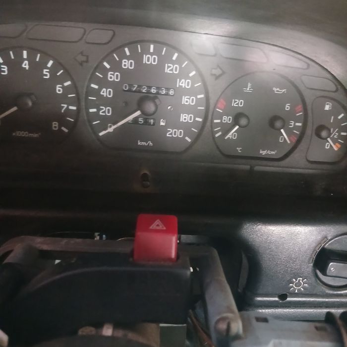 Розбираю Волгу 31105