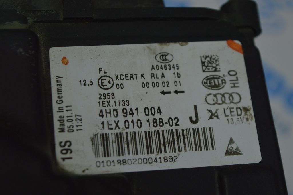 Фара передняя правая Audi A8 D4 10-13 дорест LED (01) в cборе с блокам