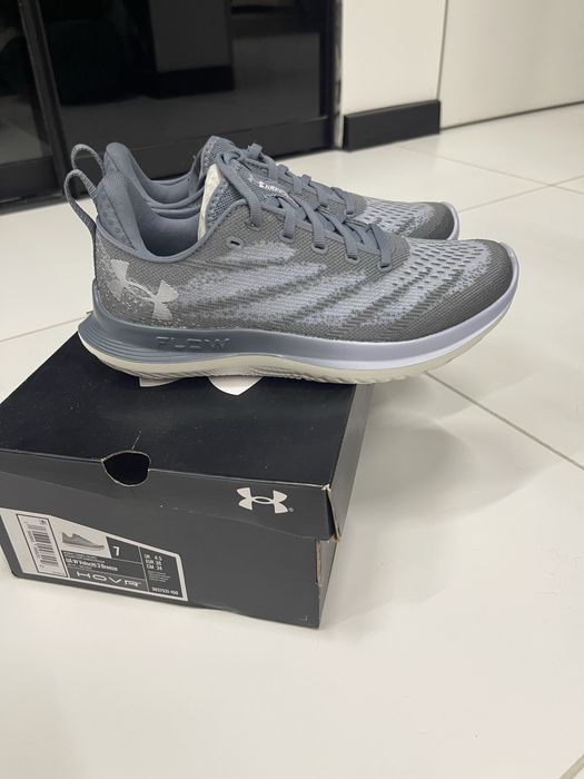 Жіночі кросівки Under Armour