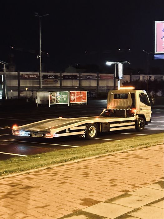 Pomoc Drogowa 24H/7 Autolaweta Holowanie Osobowe Bus Dostawcze Laweta