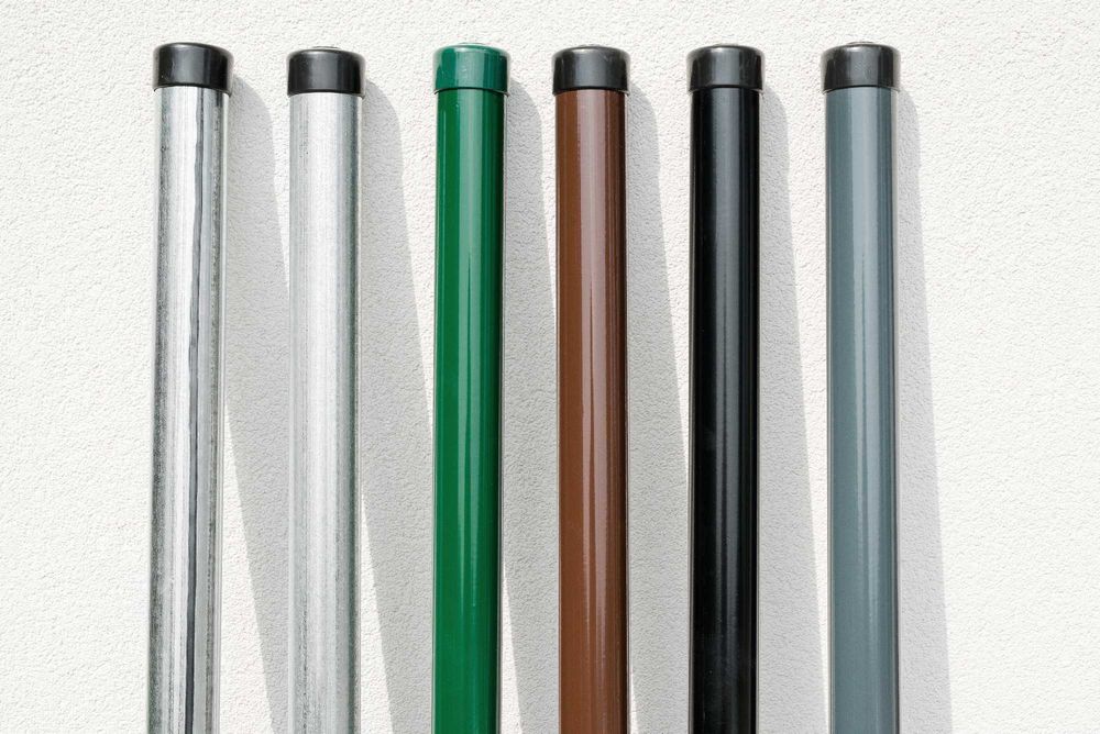 Słupki ogrodzeniowe okrągłe fi 42,4 ocynk + RAL