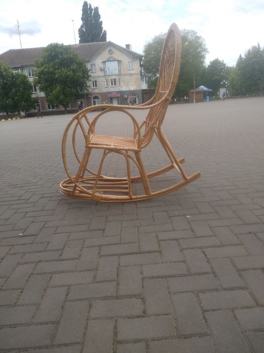 Кресло качалка из лозы