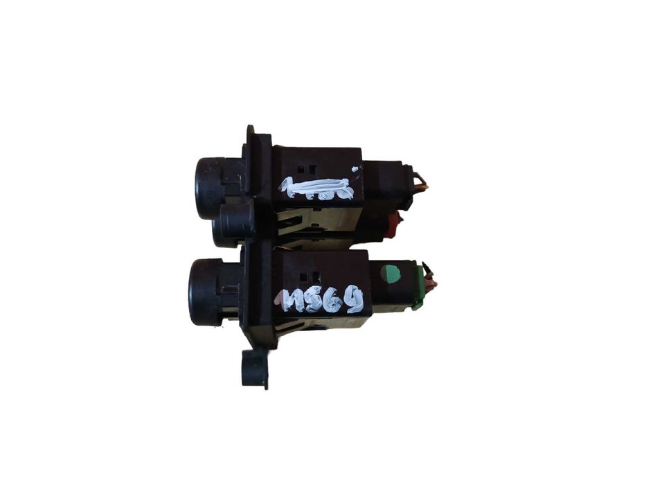 Panel Przycisk Podgrzewania Szyby Spryskiwaczy Tata Indica