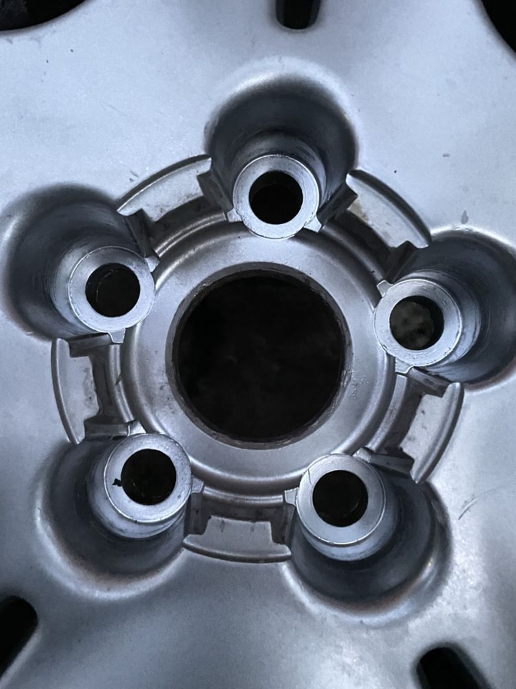 Felgi alufelgi 16” 5x114,3 Toyota Verso Corolla Auris Avensis Rav-4