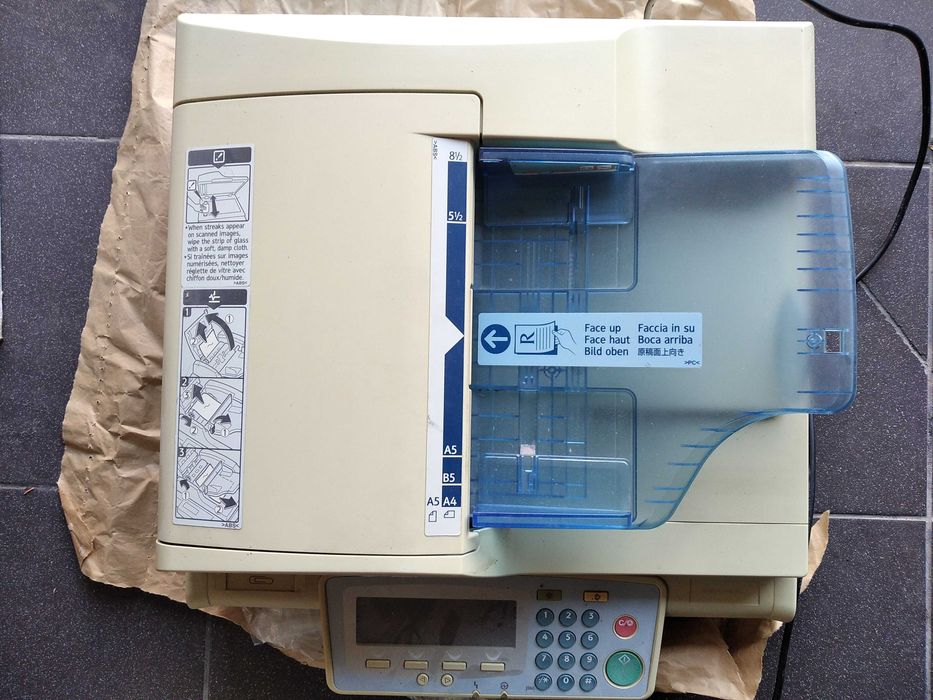 Ricoh IS200e сканер планшетний кольоровий