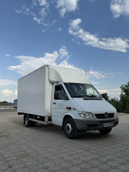 Перевезення вантажу термобудка перевезення меблів