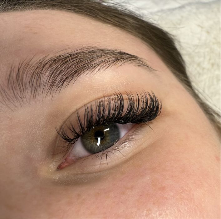 Przedłużanie rzęs