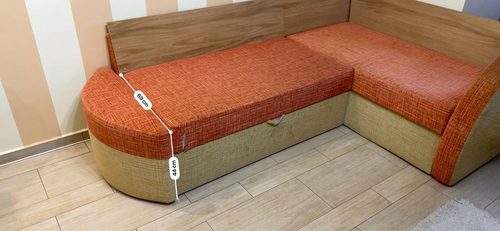 Розкладний кутовий диван