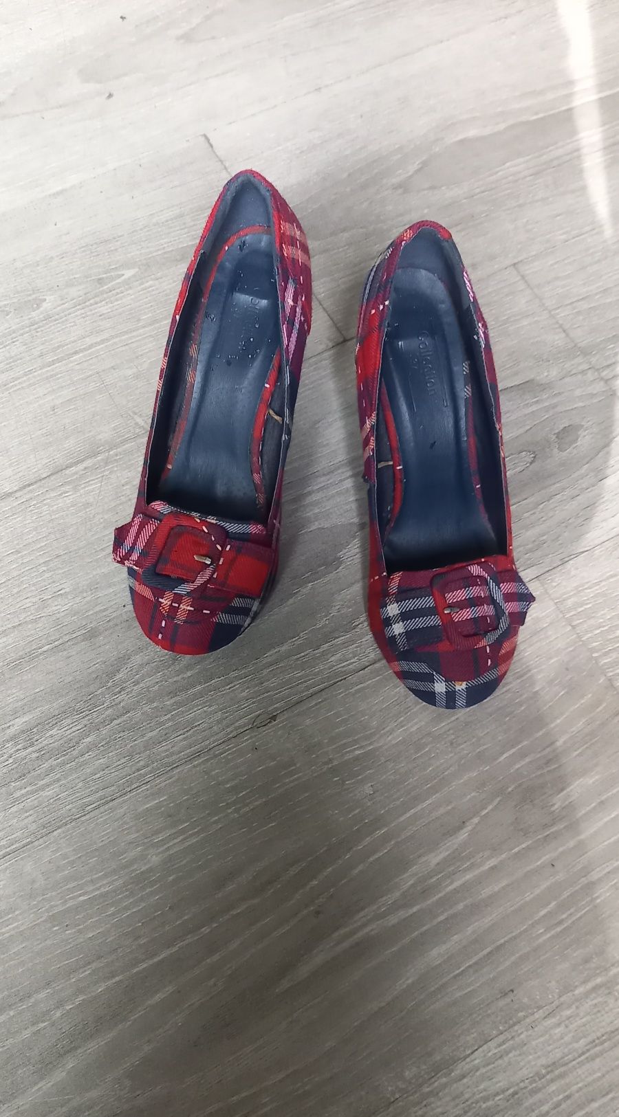 Sapatos de senhora 37