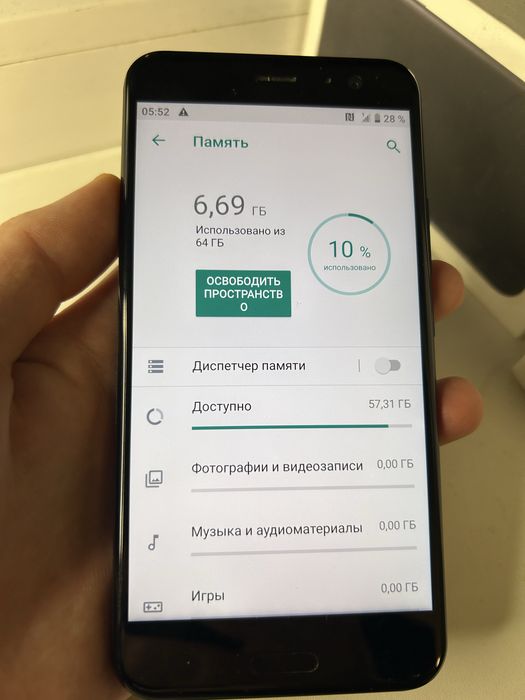 Мобильный телефон , смартфон htc u11 4/64