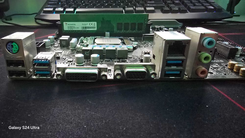 Płyta główna MSI B250M PRO-VD + DDR4 8GB + Intel I5 7400 3,00GHZ