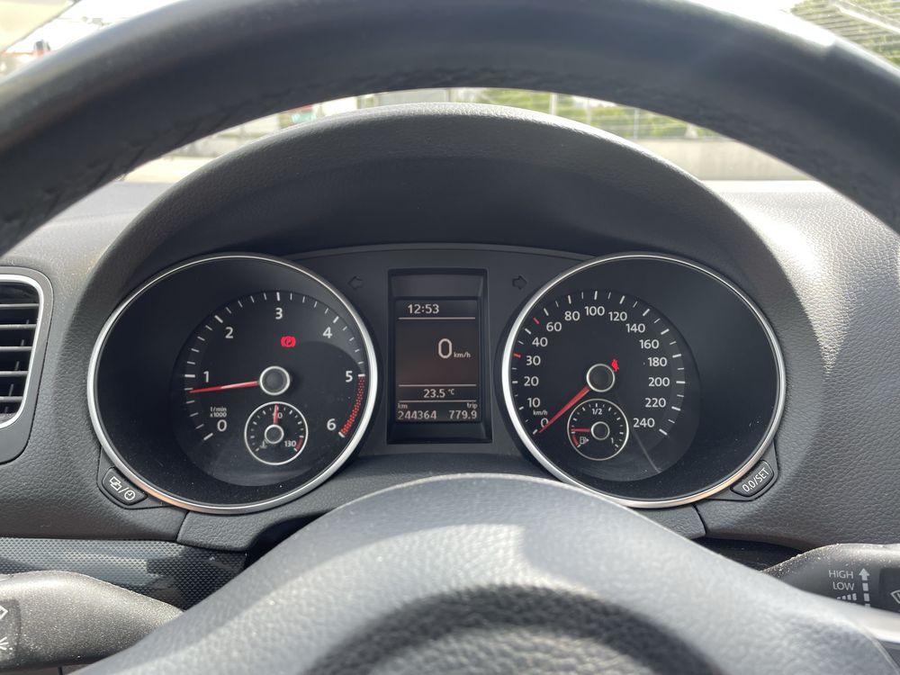 Volkswagen Golf VI 1.6 TDI Polski Salon
