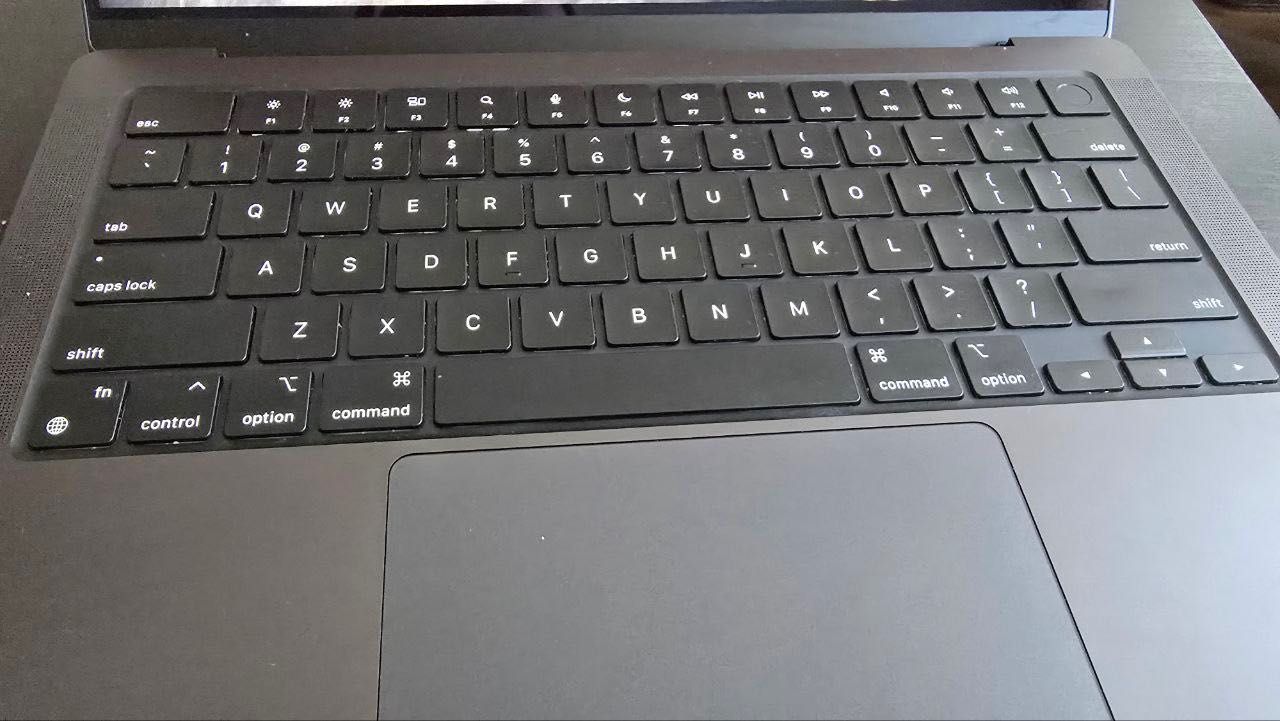 MacBook Pro 14” M3 Max / 36GB RAM / 1TB SSD / Space Black - TOP CONFIG