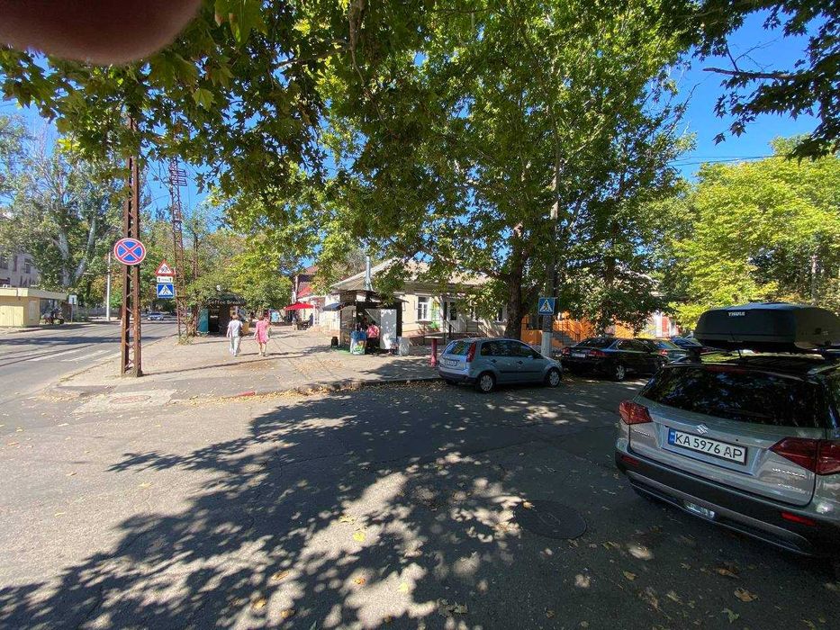 Центр Декабристів торгове приміщення 70 кв.м. прохідняк ремонт