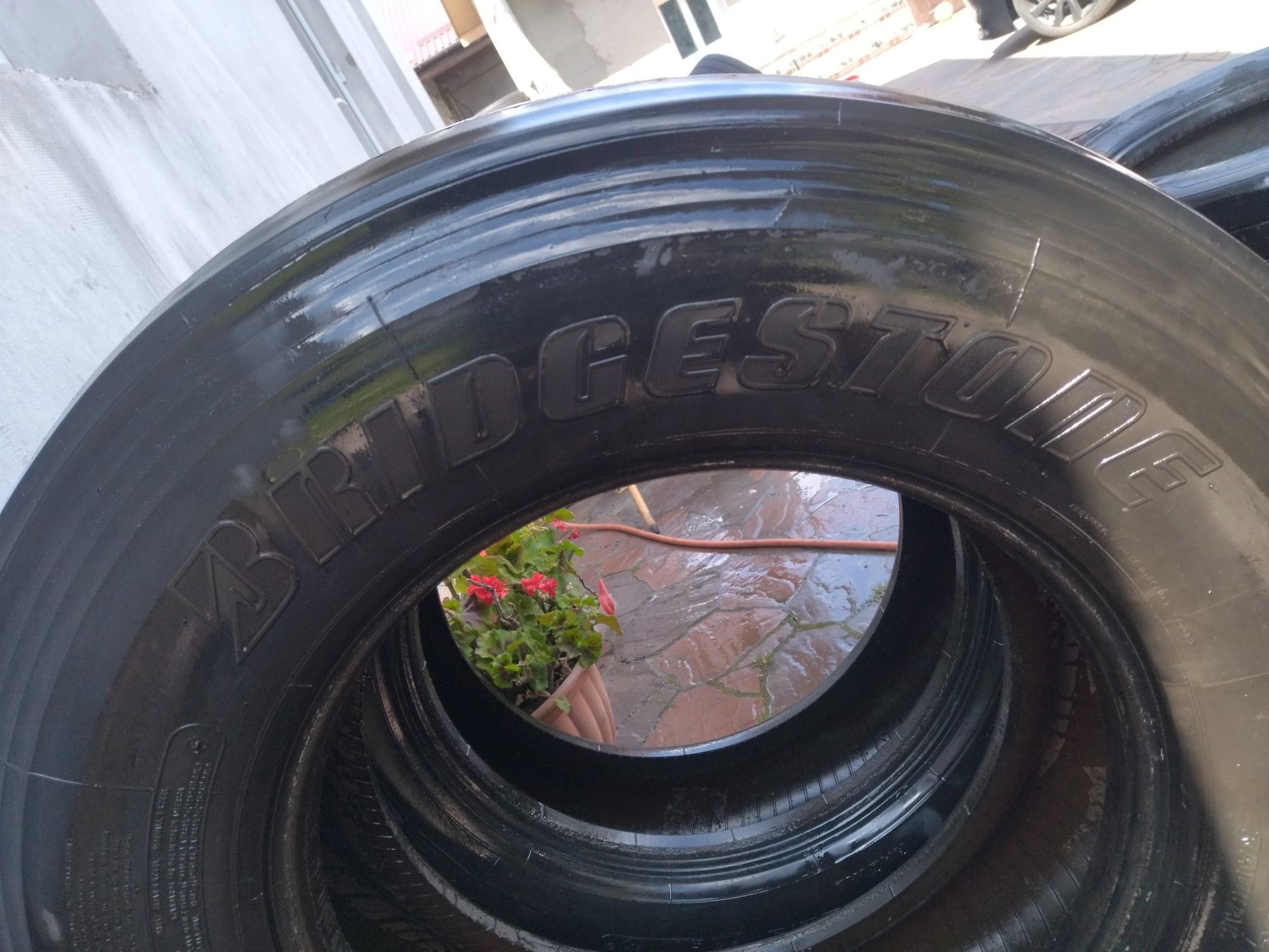 Шини 315/70 R22.5 Bridgestone R297