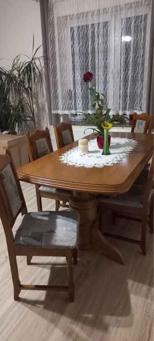 Krzesla drewniane