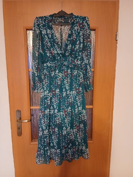 Zwiewna sukienka rozm. M