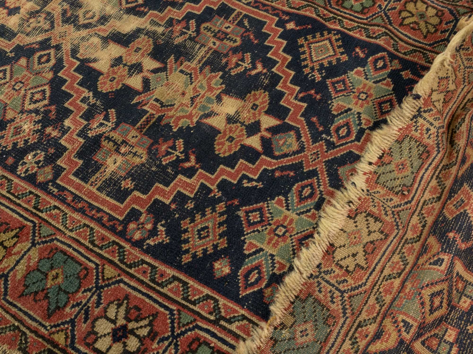 Tapete Persa Soumak século XIX | 178 x 98,5 cm