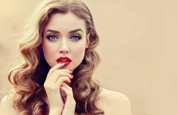 Телеграм канал з дівчатами (для дорослих)