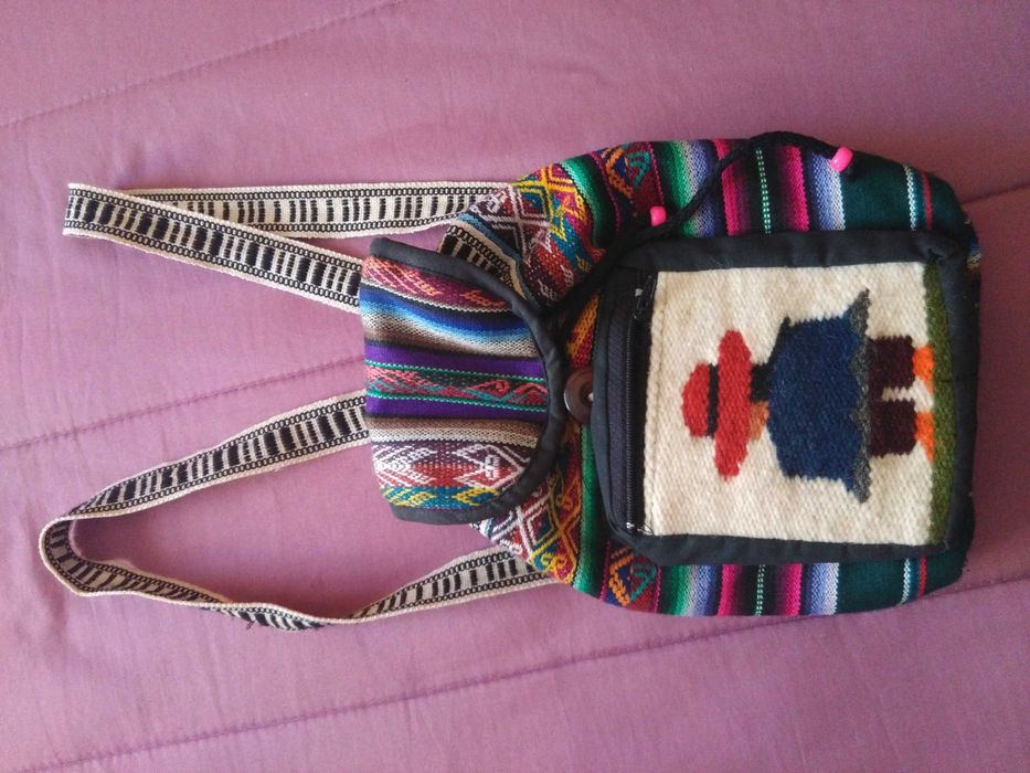Pequena mochila menina