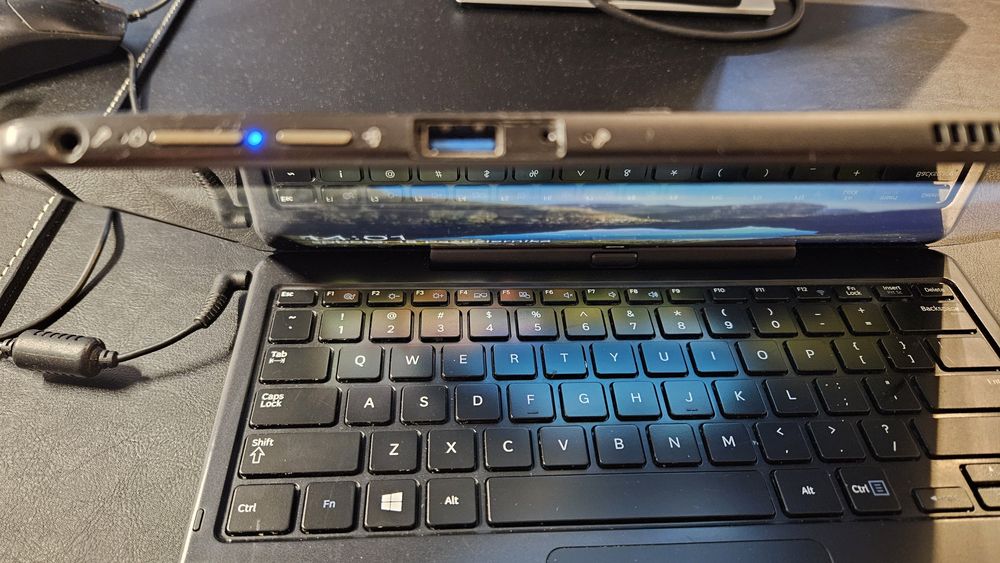 Laptop Samsung ATIV smart PC pro (odczepiany ekran)