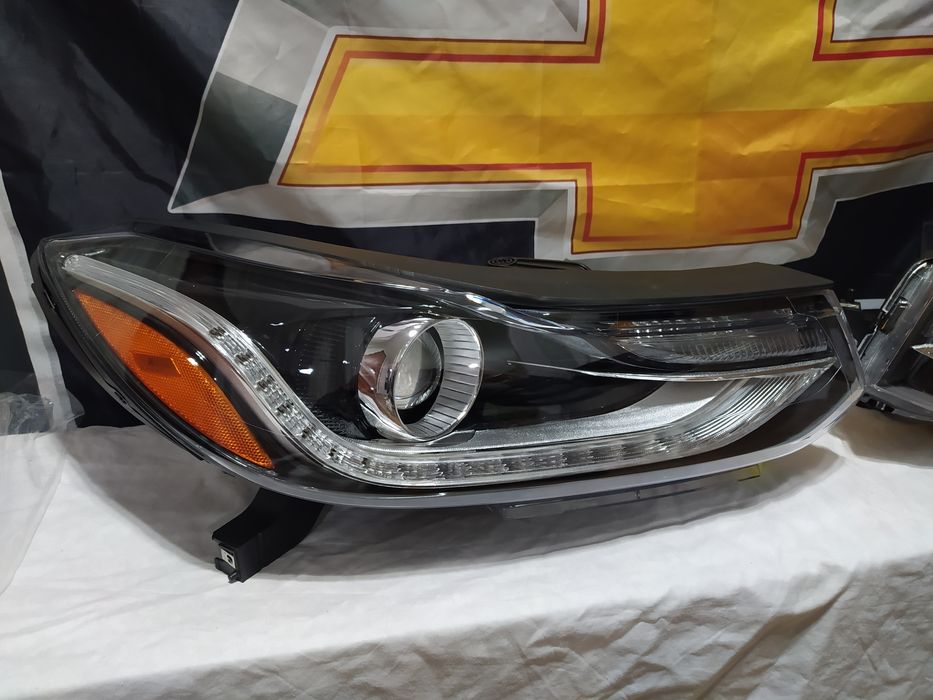 Фара Chevrolet Trax 2017-2022 лінзована рефлектор ліва права НАЯВНІСТЬ