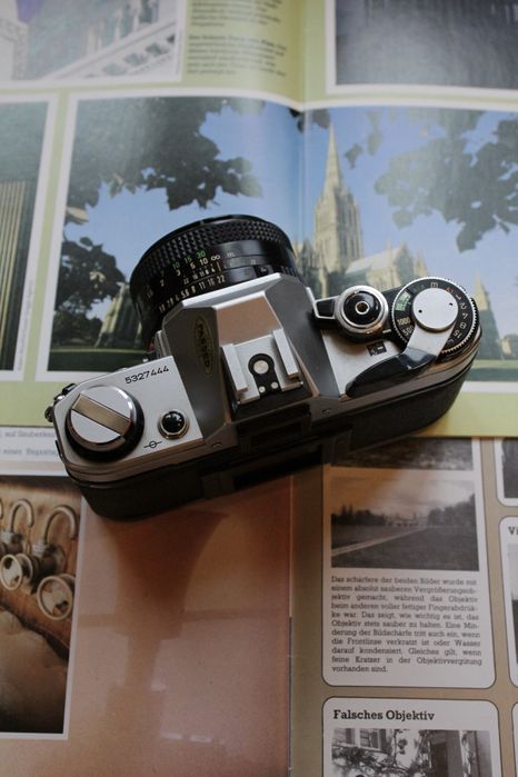 Canon AE-1 with Canon FD 50mm f/1.8 стан нової камери