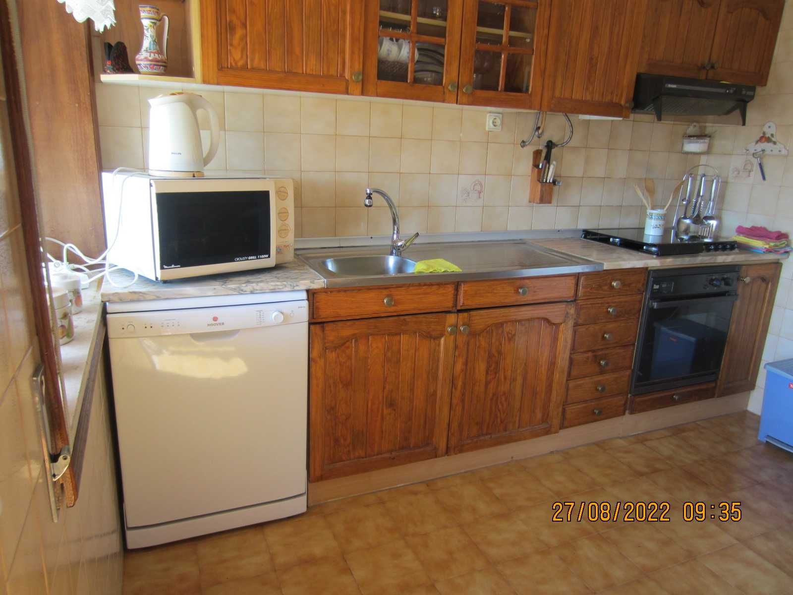 Alugo apartamento no centro de Alijó