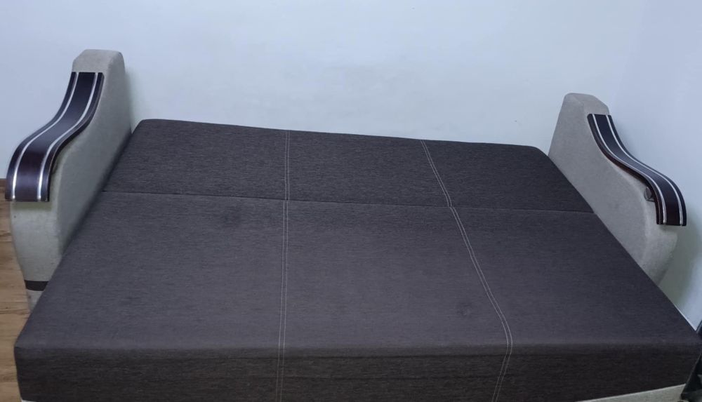 Łóżko z funkcja spania