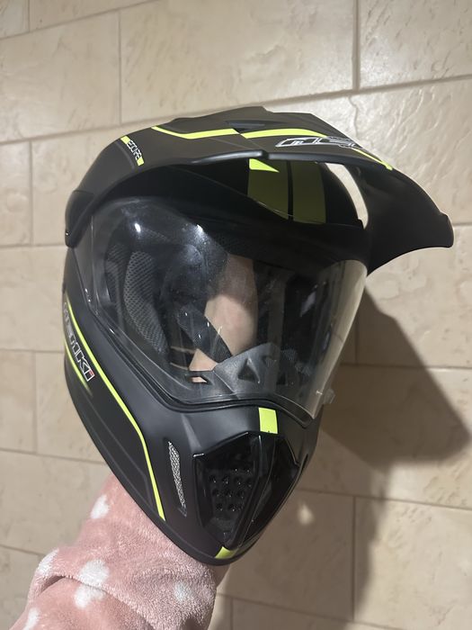 Продам шлем в идеальном состоянии!