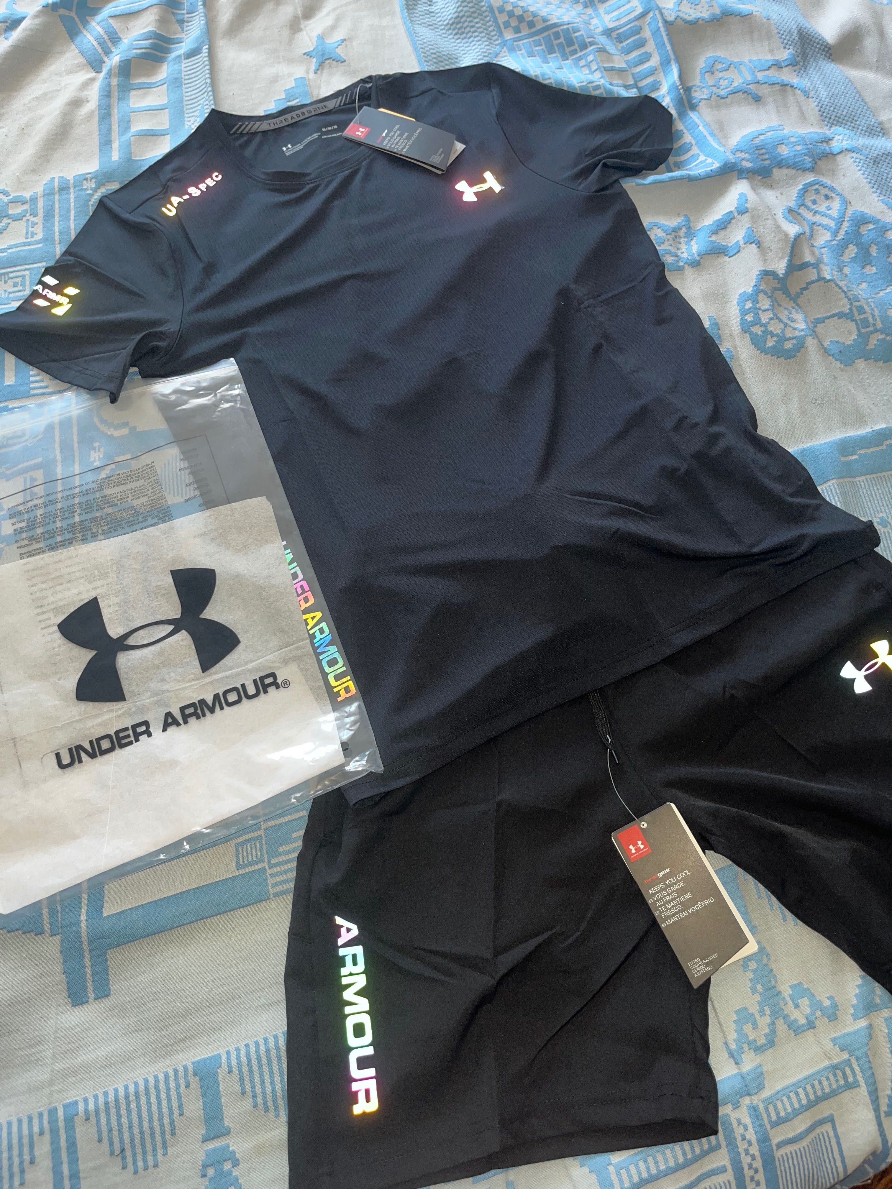Conjunto Under Armour ( T-shirt e calção)