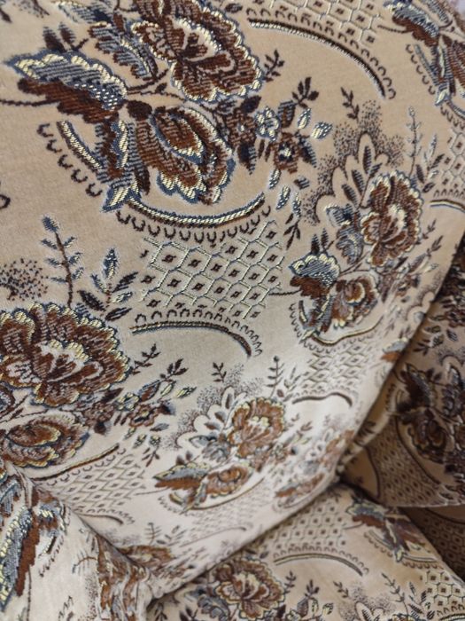 Продам два кресла