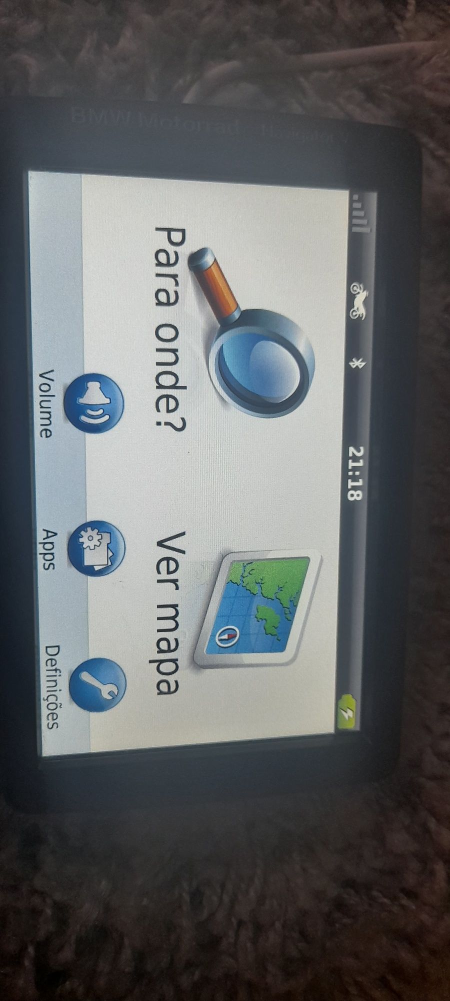 Navigator v  BMW