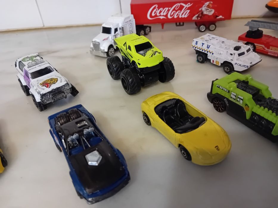 Conjunto de Carrinhos Hotwheels/Outros