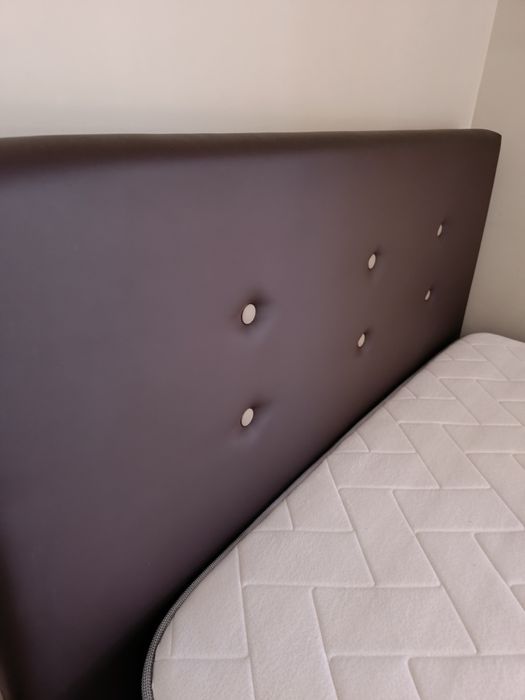 Cama com colchão