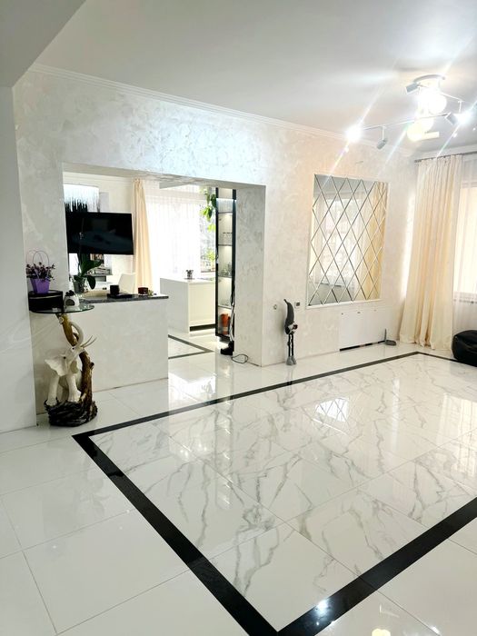 Продаж будинку у мальовничому Брюховичі, 10 хв. до пр. Чорновола